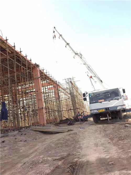 赞皇县吊车作业的安全注意事项有哪些？